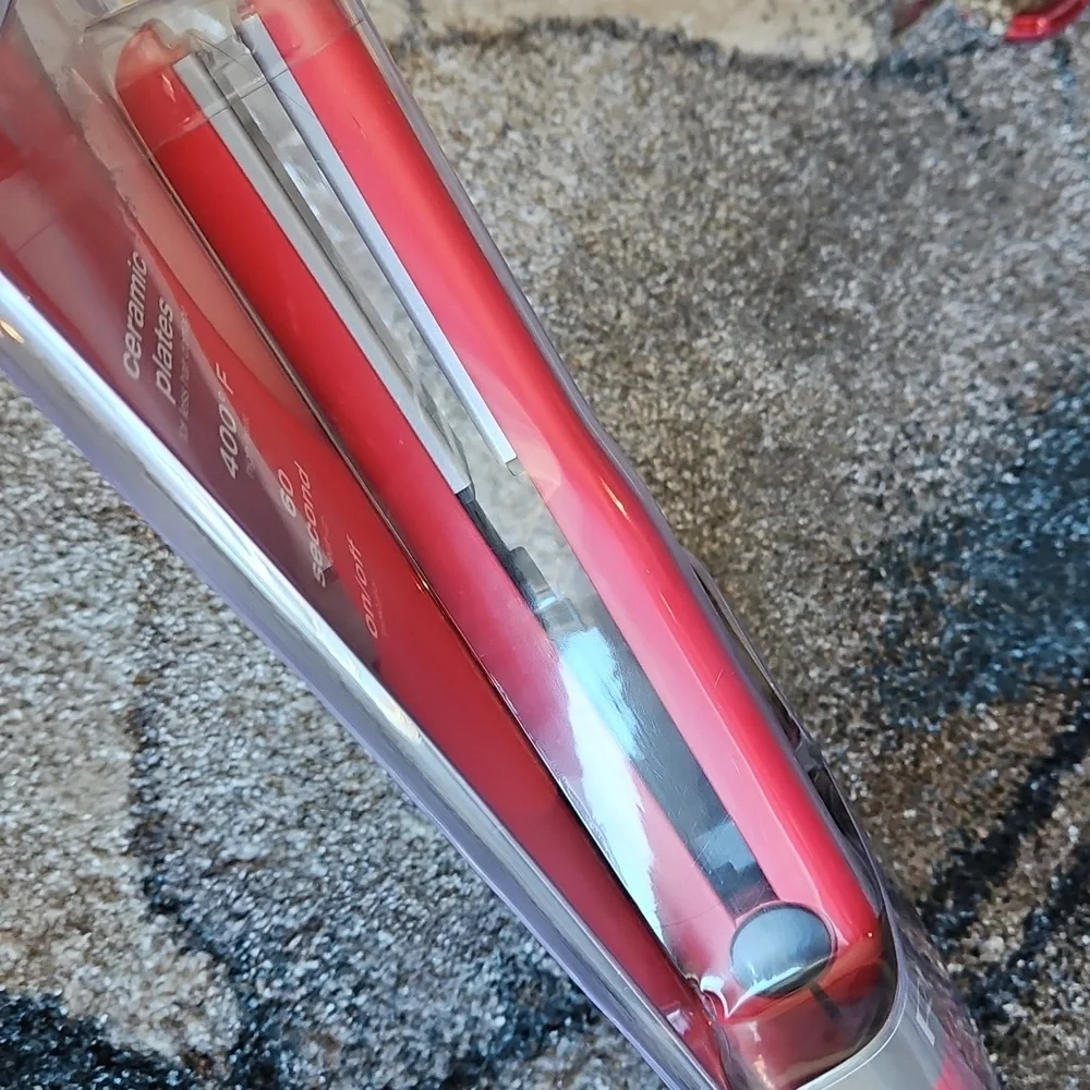 $45 Brand New Remington Ceramic Iron